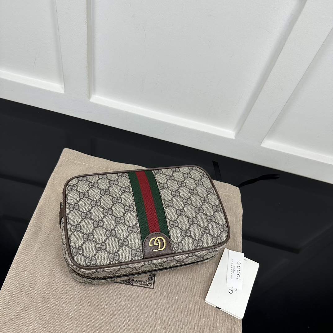 Gucci Clutch Bags